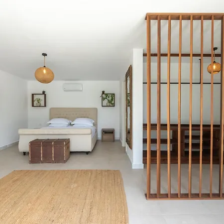 Villa The Well House By Iwawi