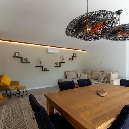 The Well House By Iwawi Villa *