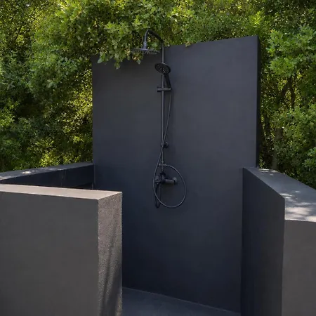 The Well House By Iwawi Villa *