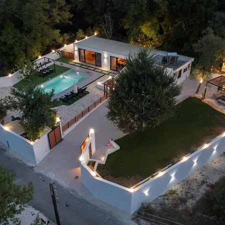 Villa The Well House By Iwawi *